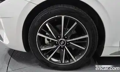 Hyundai Grandeur 2023 2.5 Автомат в Москве № 126888, миниатюра 5