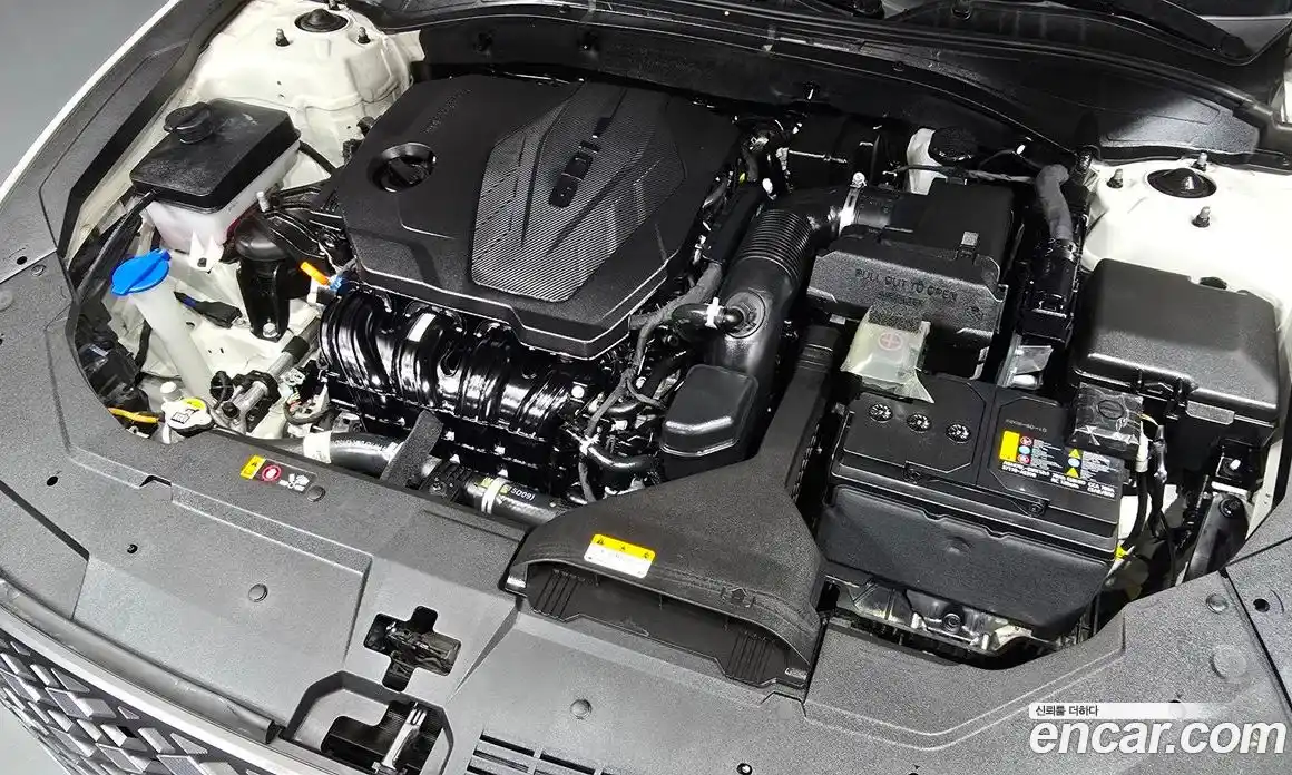 Hyundai Grandeur 2023 2.5 Автомат в Москве № 126888, фото 6