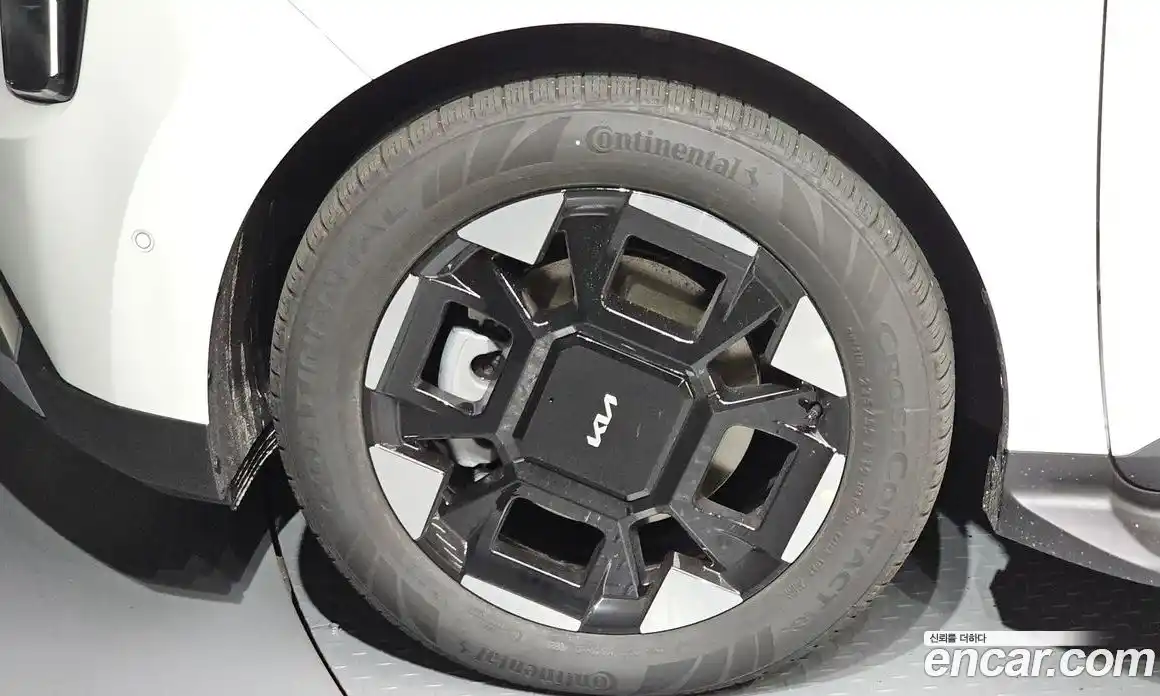 Kia Canival 2026 1.6 Автомат в Москве № 127406, фото 3