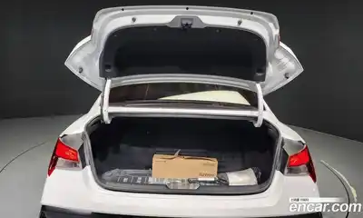 Hyundai Avante 2025 1.6 Автомат в Москве № 129766, миниатюра 5