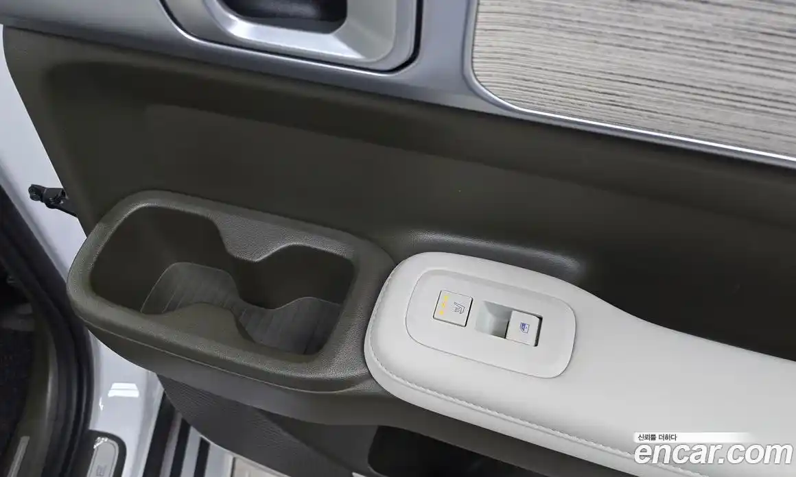 Hyundai Santa Fe 2024 2.5 Автомат в Москве № 130254, фото 5