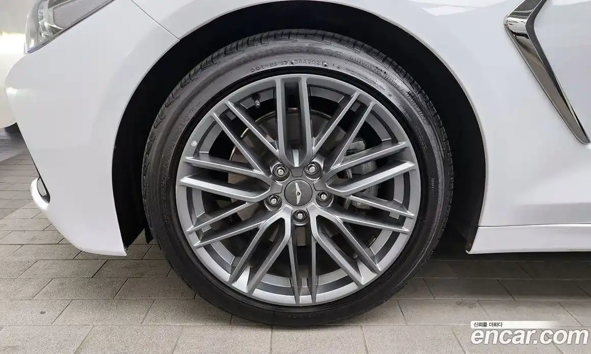 Genesis G70 2018 2.0 Автомат в Москве № 13054, фото 16