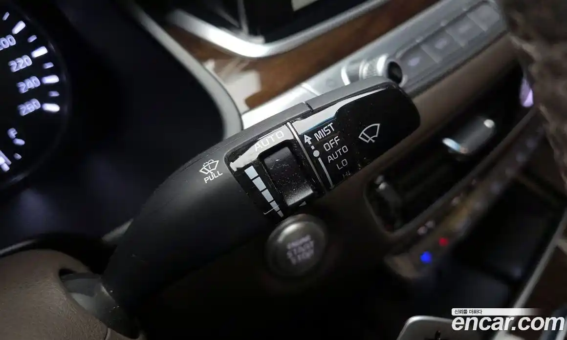 Kia K9 2020 3.8 Автомат в Москве № 132015, фото 13