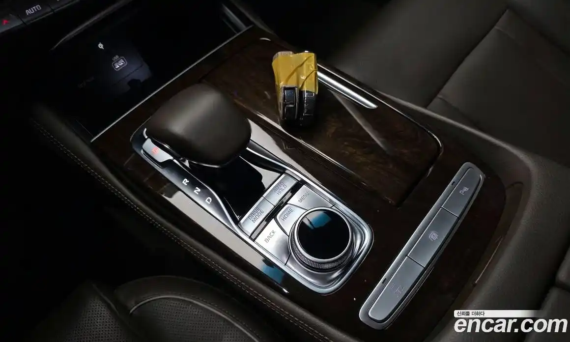 Kia K9 2020 3.8 Автомат в Москве № 132015, фото 20