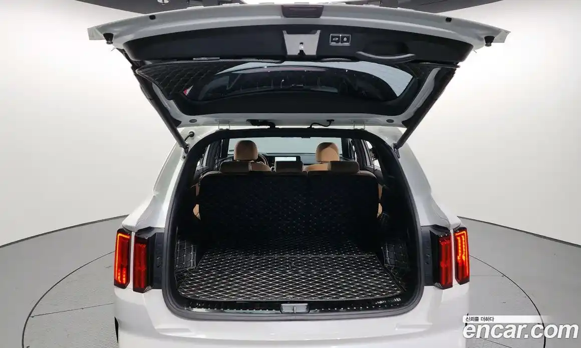 Kia Sorento 2022 1.6 Автомат в Москве № 132272, фото 20