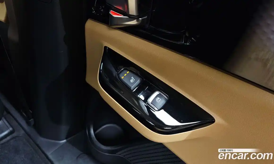 Kia Canival 2023 3.5 Автомат в Москве № 133034, фото 14