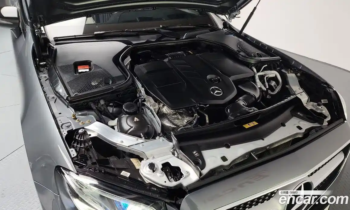 Mercedes-Benz E-Class 2019 1.9 Автомат в Москве № 135894, фото 13