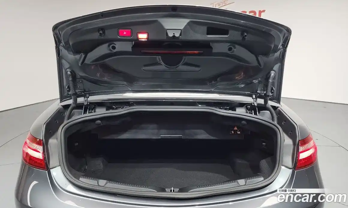 Mercedes-Benz E-Class 2019 1.9 Автомат в Москве № 135894, фото 14