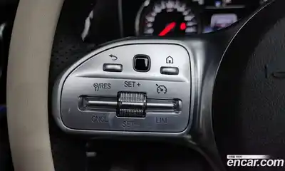 Mercedes-Benz E-Class 2019 1.9 Автомат в Москве № 135894, миниатюра 3