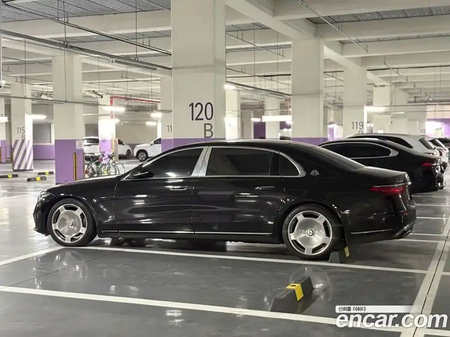 Mercedes-Benz S-Class 2024 4.0 Автомат в Москве № 136586, фото 4