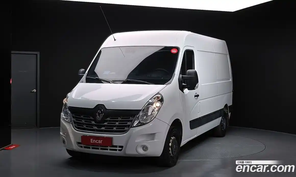 Renault Master 2019 2.3 Механическая в Москве № 140864, фото 11