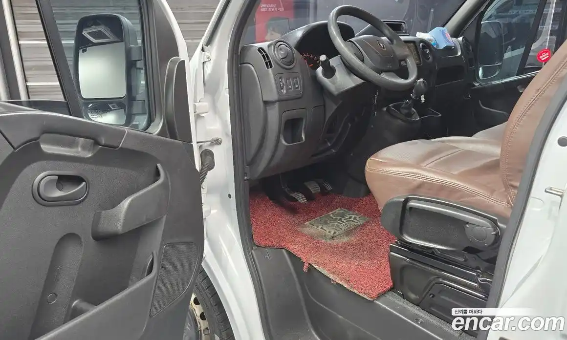 Renault Master 2019 2.3 Механическая в Москве № 140864, фото 15