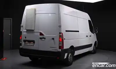 Renault Master 2019 2.3 Механическая в Москве № 140864, миниатюра 4