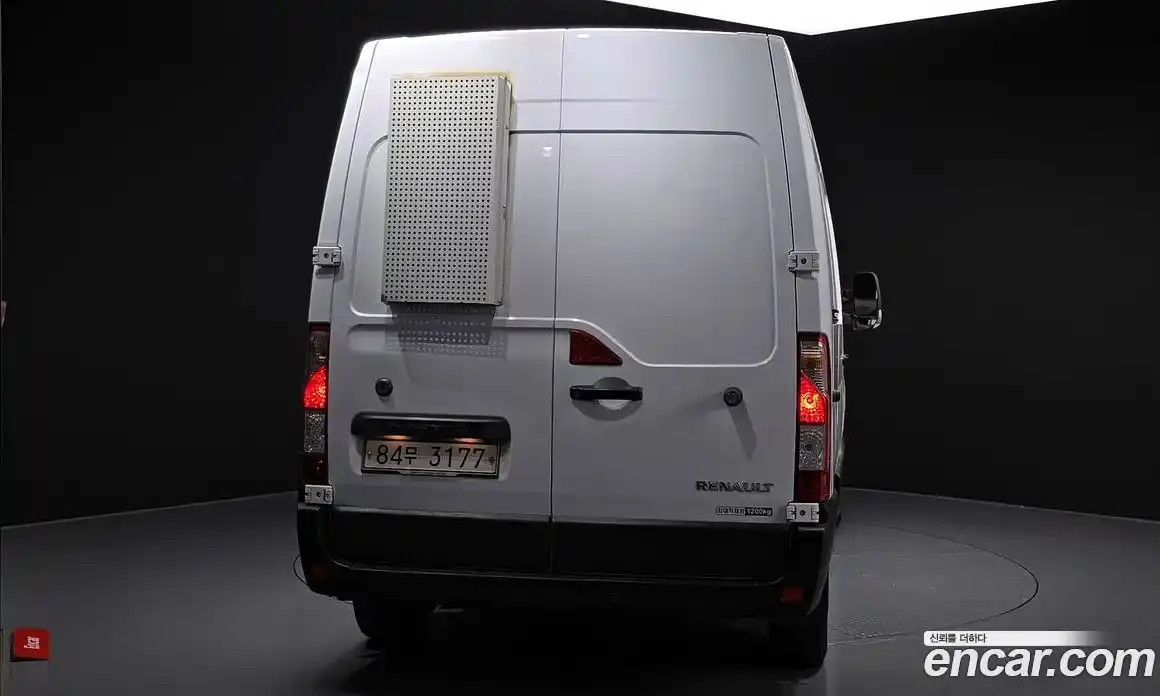 Renault Master 2019 2.3 Механическая в Москве № 140864, фото 6