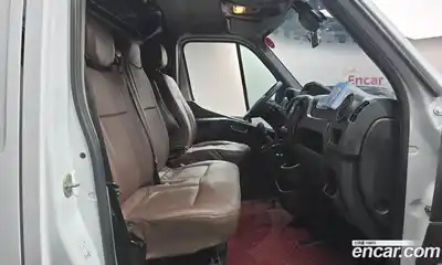 Renault Master 2019 2.3 Механическая в Москве № 140864, миниатюра 9