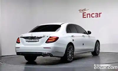 Mercedes-Benz E-Class 2020 2.0 Автомат в Москве № 143169, миниатюра 2