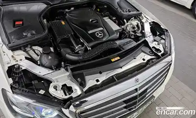 Mercedes-Benz E-Class 2020 2.0 Автомат в Москве № 143169, миниатюра 6