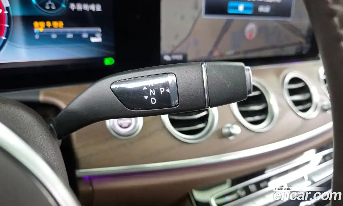 Mercedes-Benz E-Class 2020 2.0 Автомат в Москве № 143169, фото 9