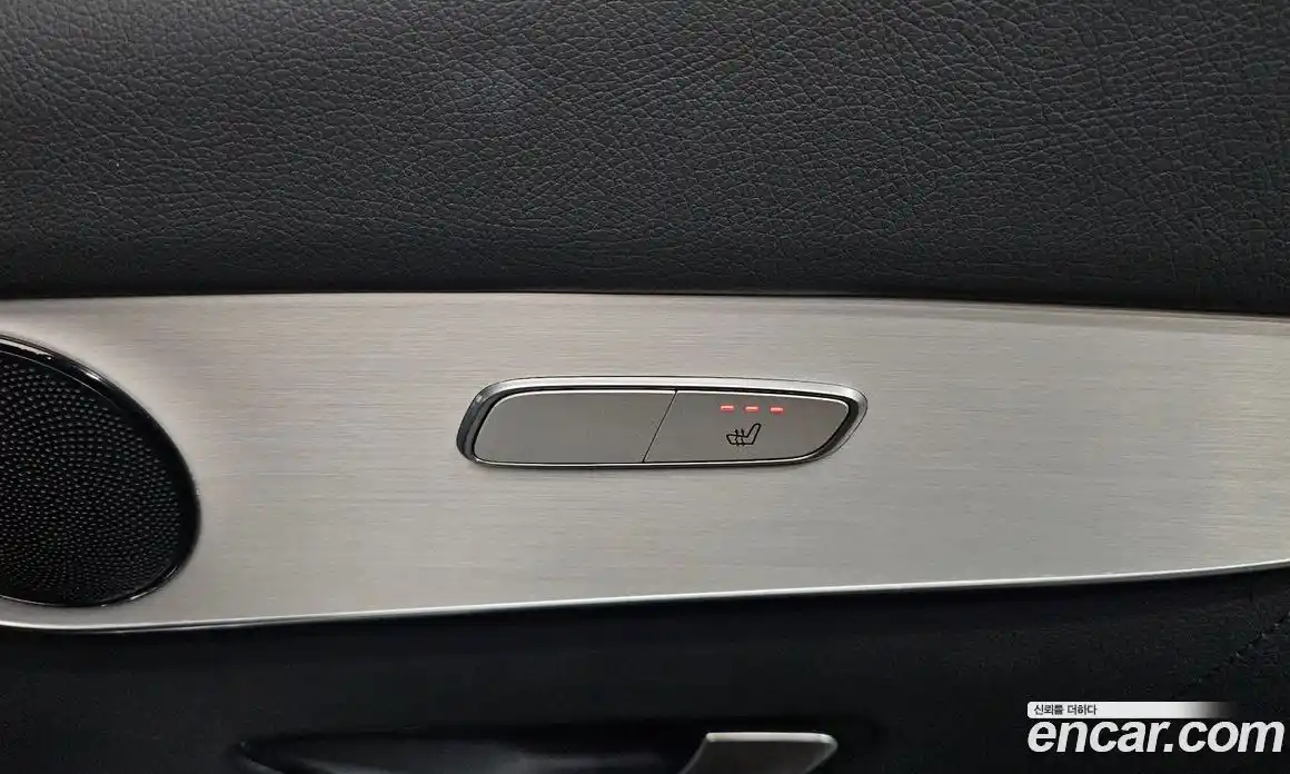 Mercedes-Benz GLC-Class 2020 1.9 Автомат в Москве № 143771, фото 11