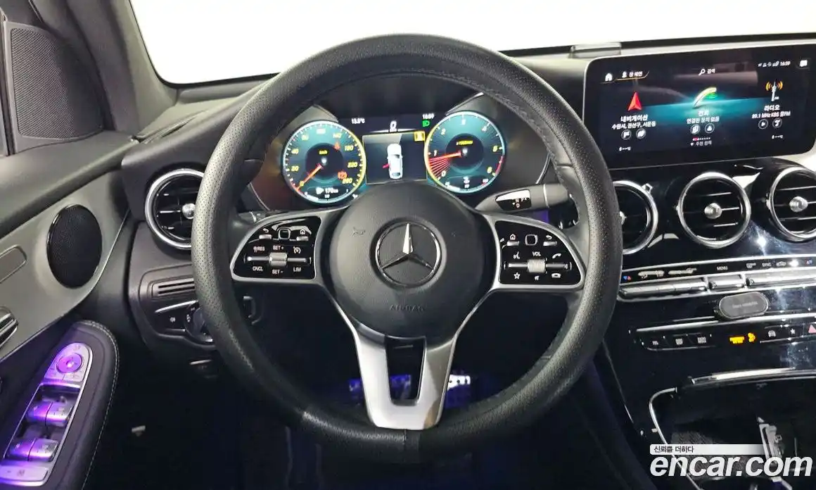 Mercedes-Benz GLC-Class 2020 1.9 Автомат в Москве № 143771, фото 17