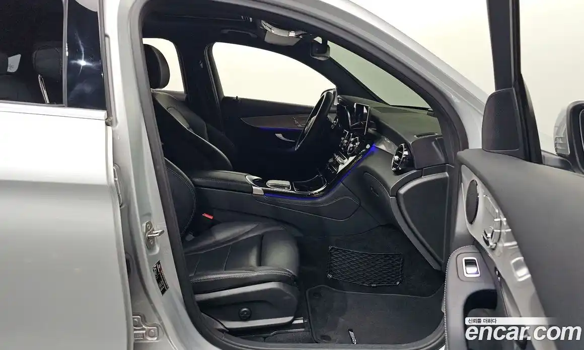 Mercedes-Benz GLC-Class 2020 1.9 Автомат в Москве № 143771, фото 2