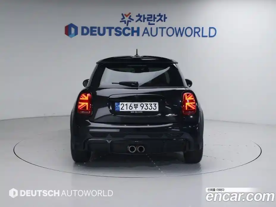 Mini Cooper 2023 2.0 Автомат в Москве № 147100, фото 4