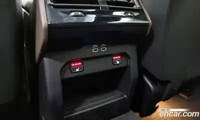 BMW 5-Series 2025 2.0 Автомат в Москве № 157438, миниатюра 11