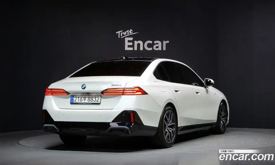 BMW 5-Series 2025 2.0 Автомат в Москве № 157438, фото 13