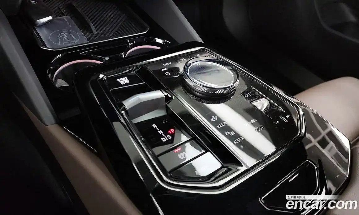 BMW 5-Series 2025 2.0 Автомат в Москве № 157438, фото 4