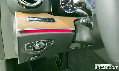 Mercedes-Benz E-Class 2019 2.0 Автомат в Москве № 161486, миниатюра 12