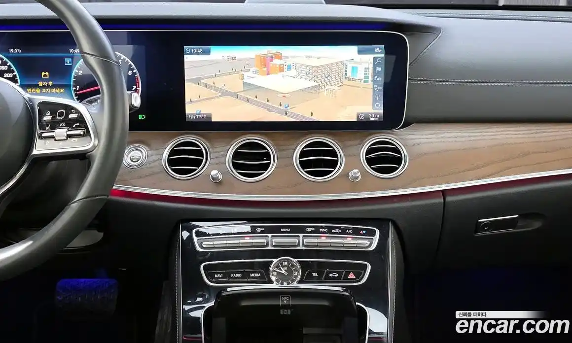 Mercedes-Benz E-Class 2019 2.0 Автомат в Москве № 161486, фото 13