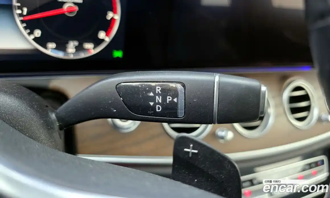 Mercedes-Benz E-Class 2019 2.0 Автомат в Москве № 161486, фото 17