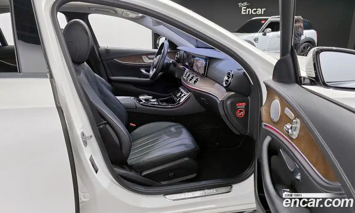 Mercedes-Benz E-Class 2019 2.0 Автомат в Москве № 161486, фото 7