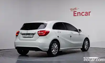 Mercedes-Benz A-Class 2014 1.8 Автомат в Москве № 161837, миниатюра 2