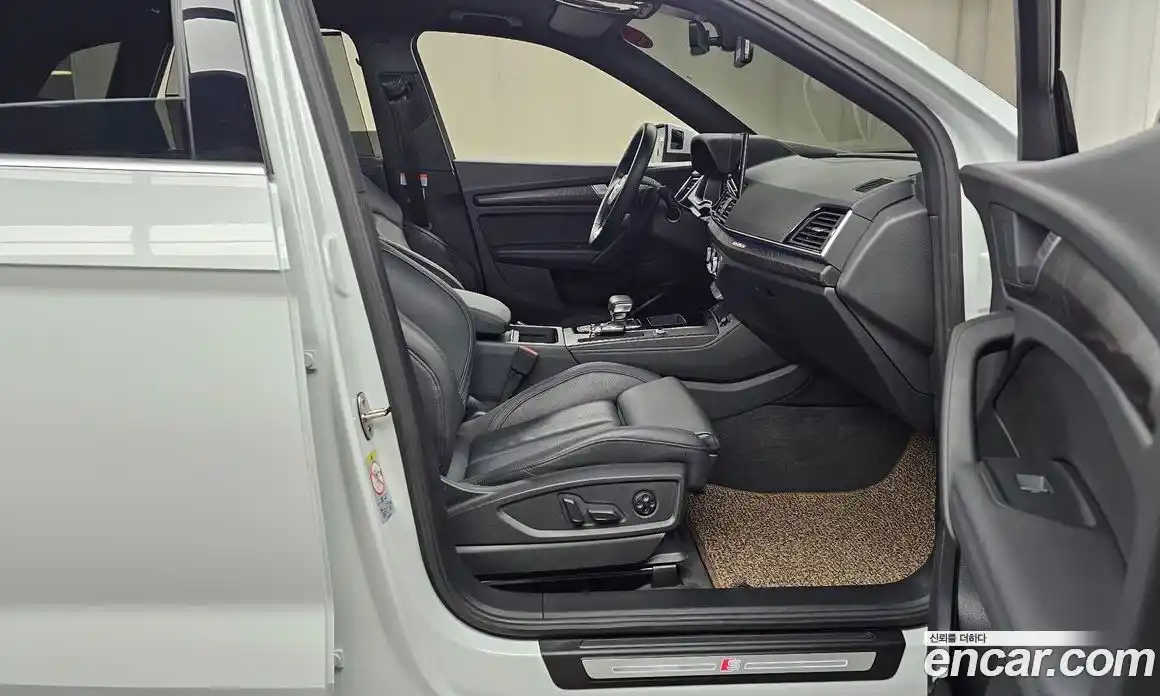 Audi Q5 2023 2.0 Автомат в Москве № 162790, фото 12