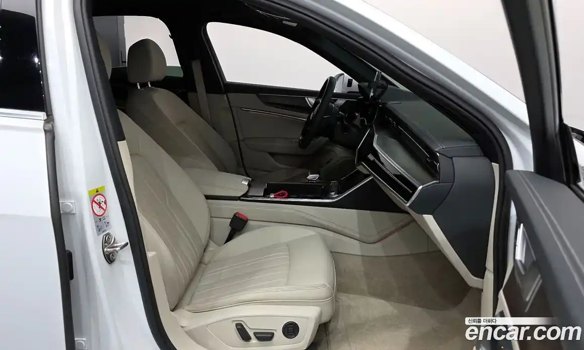 Audi A6 2020 3.0 Автомат в Москве № 162889, фото 11