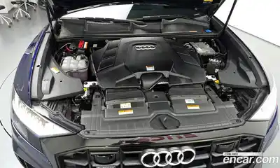 Audi Q8 2022 3.0 Автомат в Москве № 162910, миниатюра 9