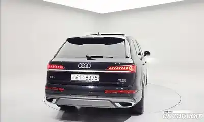 Audi Q7 2020 3.0 Автомат в Москве № 163971, миниатюра 2