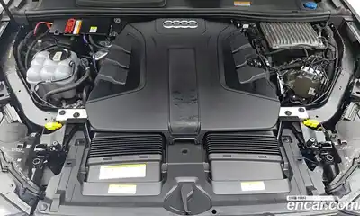 Audi Q7 2020 3.0 Автомат в Москве № 163971, миниатюра 5