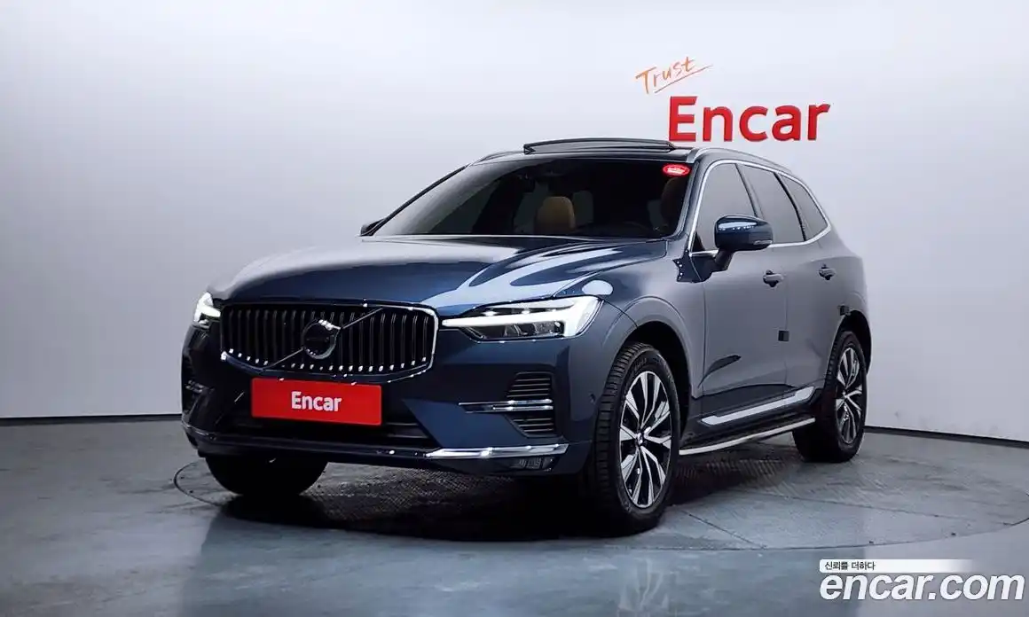 Volvo XC60 2024 2.0 Автомат в Москве № 164208, фото 1