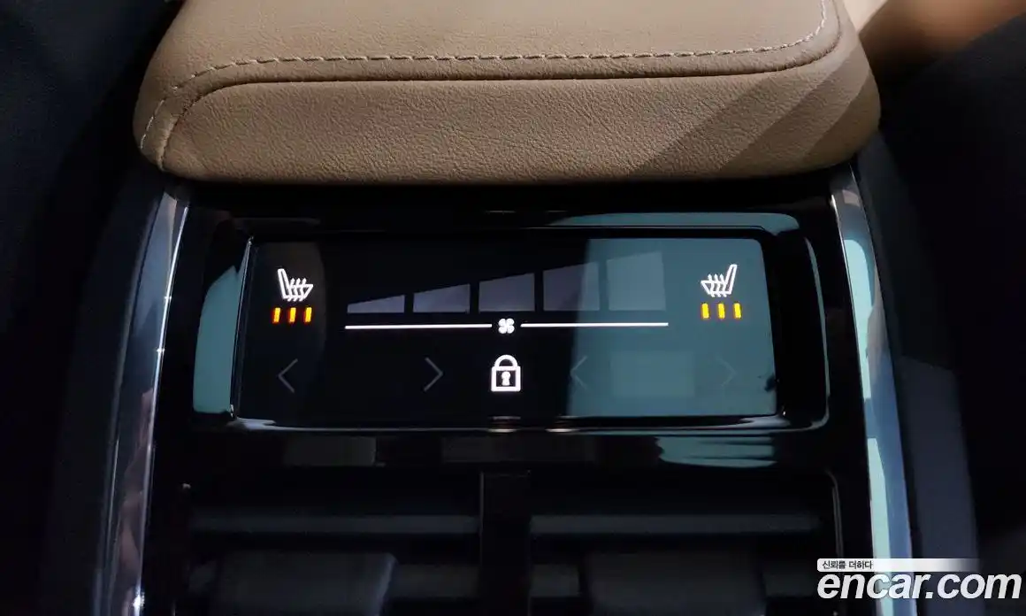 Volvo XC60 2024 2.0 Автомат в Москве № 164208, фото 18