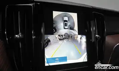 Volvo XC60 2025 2.0 Автомат в Москве № 164210, миниатюра 5