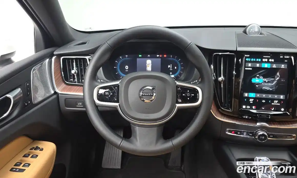 Volvo XC60 2025 2.0 Автомат в Москве № 164210, фото 7