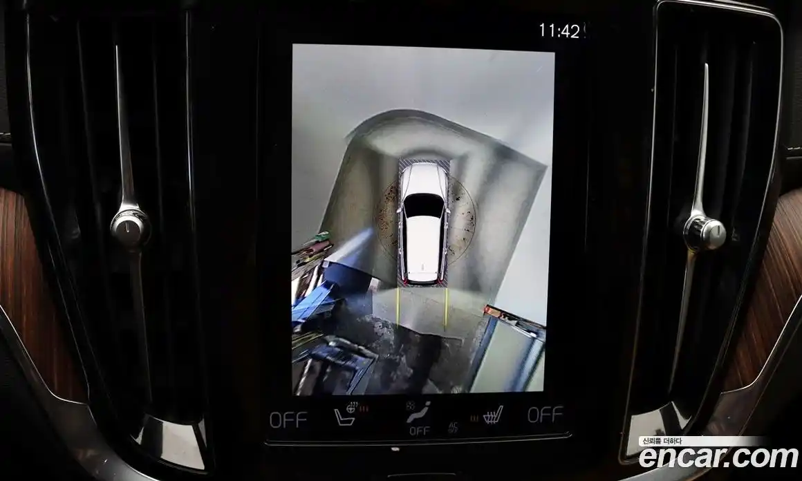 Volvo V60 2021 2.0 Автомат в Москве № 164845, фото 19