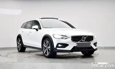 Volvo V60 2021 2.0 Автомат в Москве № 164845, миниатюра 3