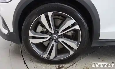 Volvo V60 2021 2.0 Автомат в Москве № 164845, миниатюра 5