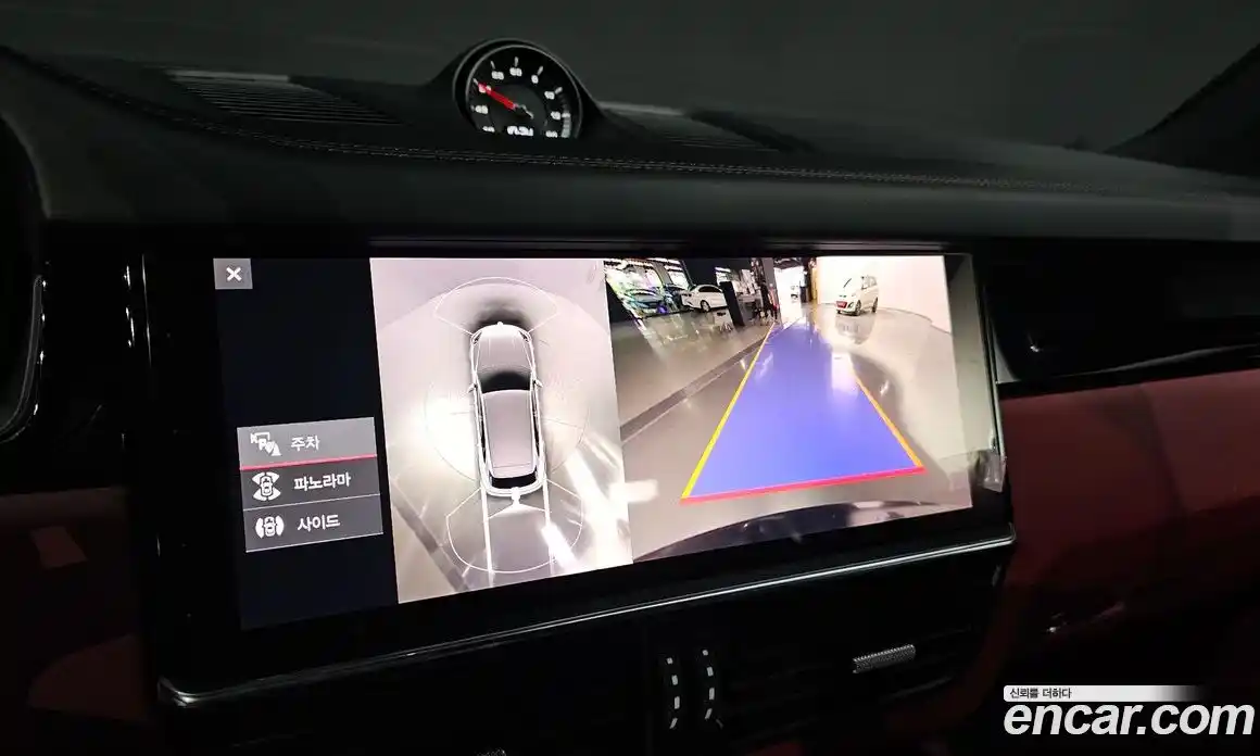 Porsche Cayenne 2021 3.0 Автомат в Москве № 165267, фото 16