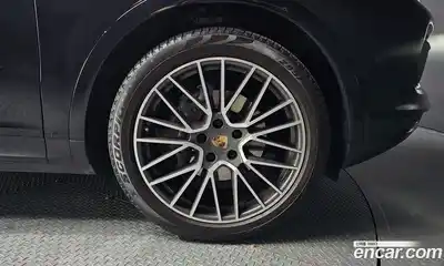 Porsche Cayenne 2021 3.0 Автомат в Москве № 165267, миниатюра 5