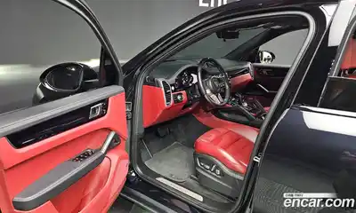 Porsche Cayenne 2021 3.0 Автомат в Москве № 165267, миниатюра 10