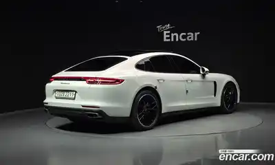 Porsche Panamera 2018 3.0 Автомат в Москве № 165458, миниатюра 2